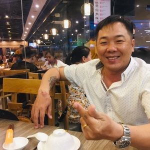 Meet your Posher, Kha